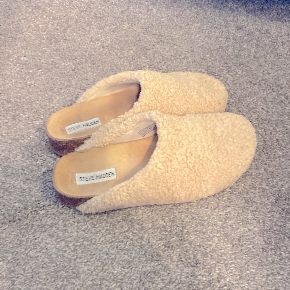 Sherpa Slip On’s